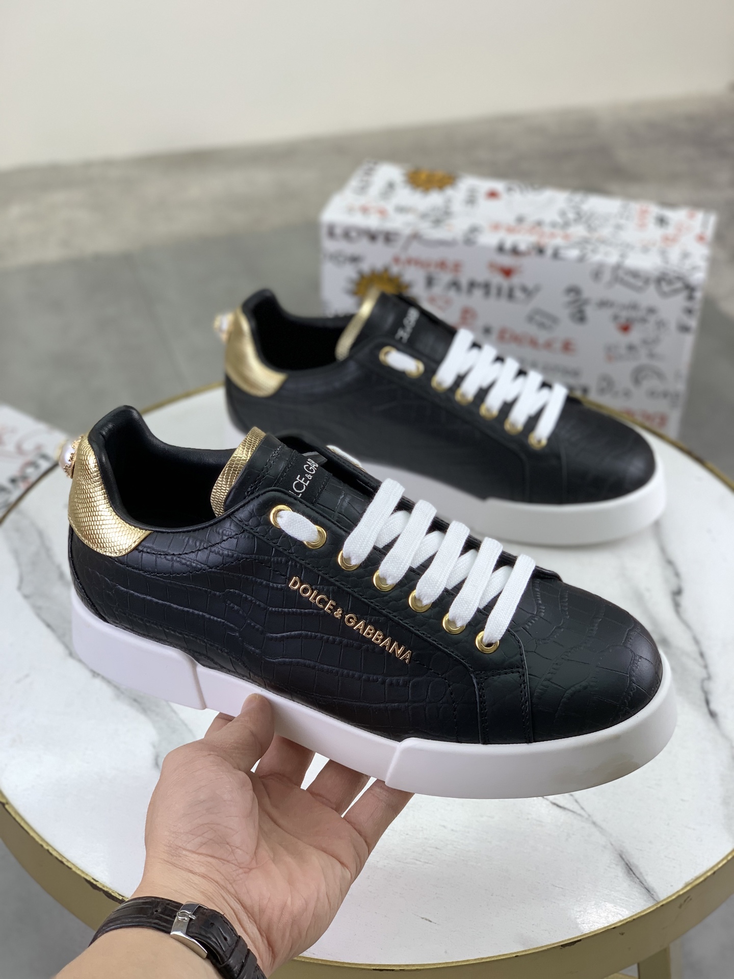 olce & Gabbana shoe